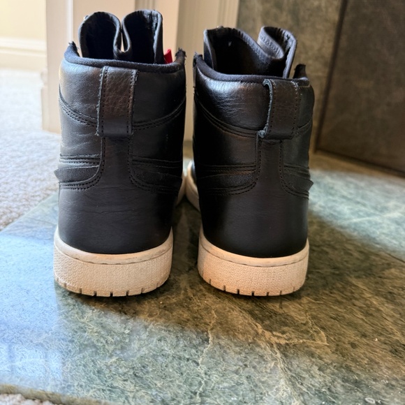 Like new | Wmns Air Jordan 1 Retro High Zip 'Black | 8.5 - Picture 4 of 5